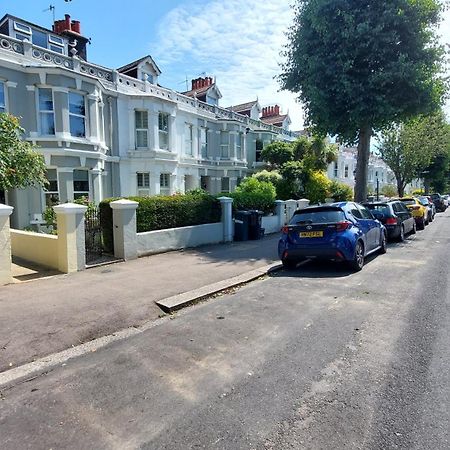 Pebbles Place Brighton Exterior photo